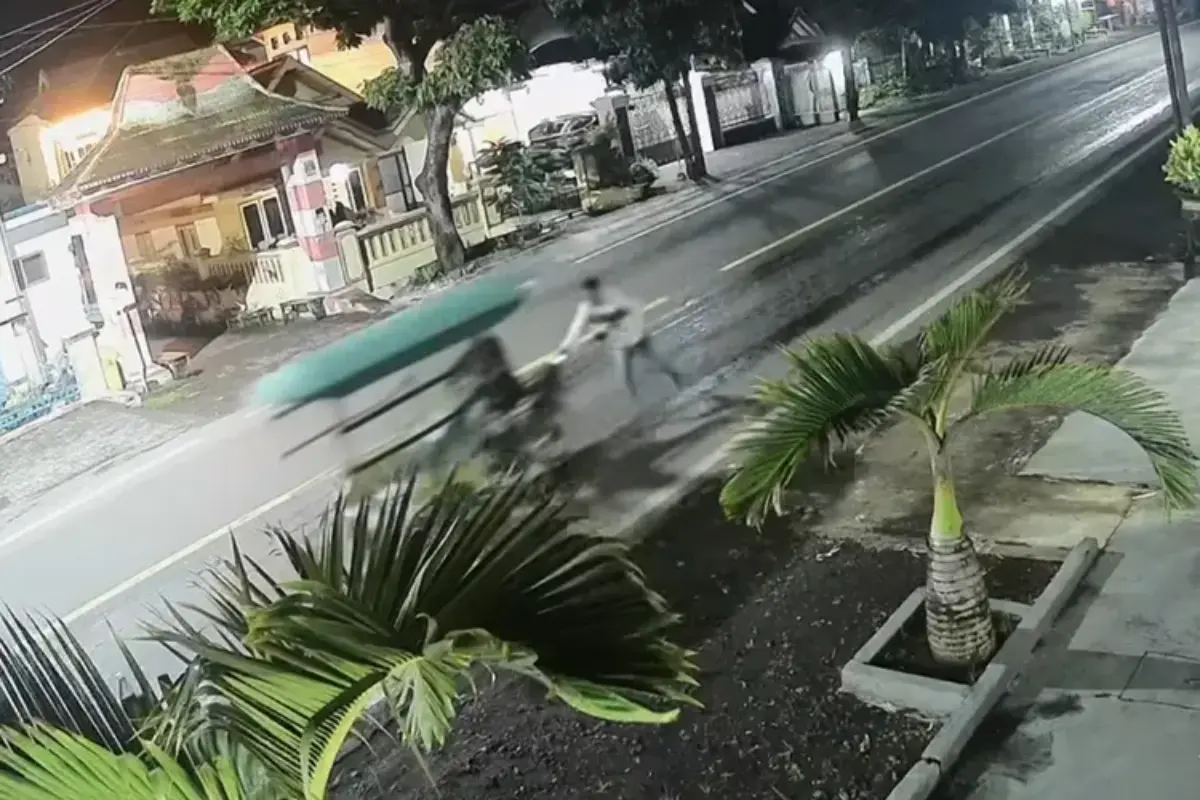 Tukang Becak Di Lumajang Harus Tebus Bentornya Rp 1 Juta Imbas Dicuri, Lalu Digadaikan