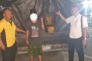 2 Ton Solar Subsidi Diselundupkan Pakai Mobil Pikap di Pamekasan, Sopir Ditangkap