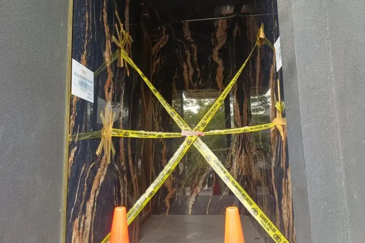 Terseret Dugaan Jaringan Narkoba, Whiterabit Pik Disegel Dan Izinnya Dicabut