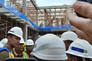 Kekurangan Tenaga Kerja Jadi Sorotan AHY dalam Proyek Sekolah Rakyat Kulon Progo