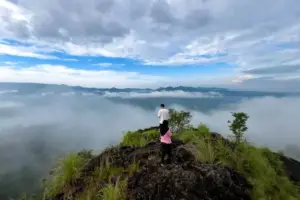Bukit Kraguman, Spot Lautan Awan di Wonogiri yang Cuma Perlu Jalan Kaki 1 Menit