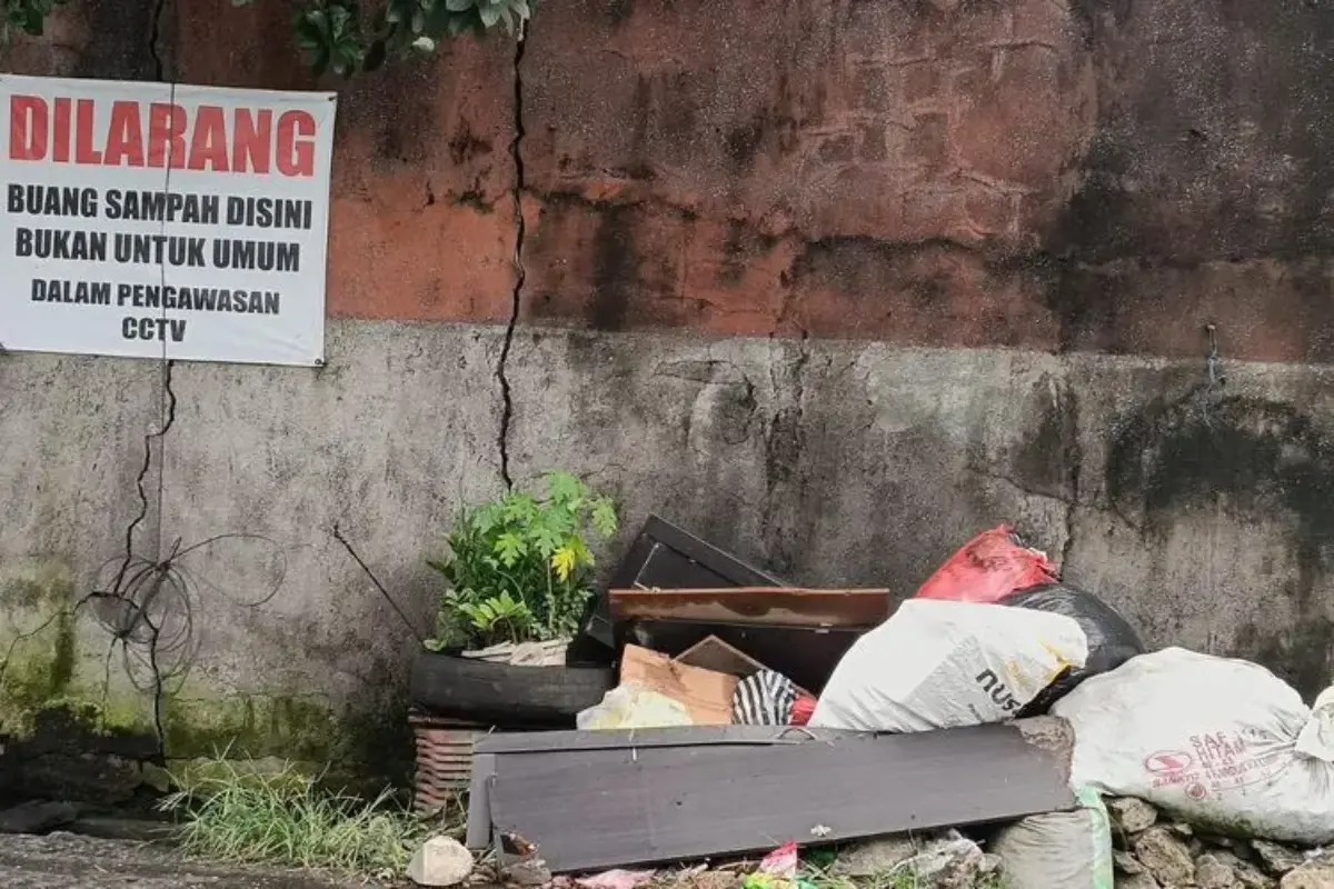 Koster Akui Sampah Bali Masih Jadi Masalah, 23 Persen Berakhir Di Lingkungan