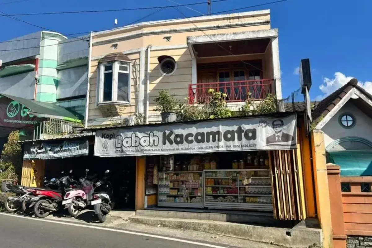 Kopi Babah Kacamata, Warisan Rasa Dari Salatiga Yang Bertahan Sejak 1960 An
