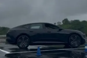 Mengenal Fitur Pendulum Parking pada Avatr 12