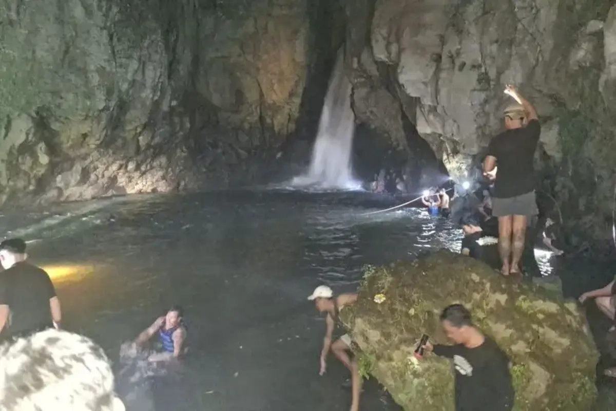 Berenang Di Air Terjun Tembok Barak Buleleng, Wisatawan Asal Sleman Hilang Terseret Arus