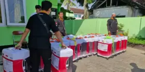 Unik, Jemaah Haji Pacitan Pasang Boneka hingga Rajutan agar Koper Tak Tertukar