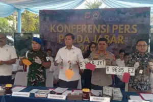 Polda Jabar Ungkap Modus Tindak Pidana Migas Rugikan Negara Rp 19 Miliar, dari “Mobil Helikopter” hingga Pelat Palsu